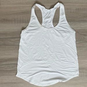 Lululemon workout tank in white size 6